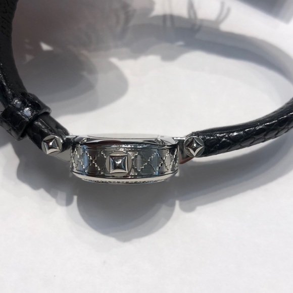 Gucci Diamond woman’s watch - Picture 4 of 11